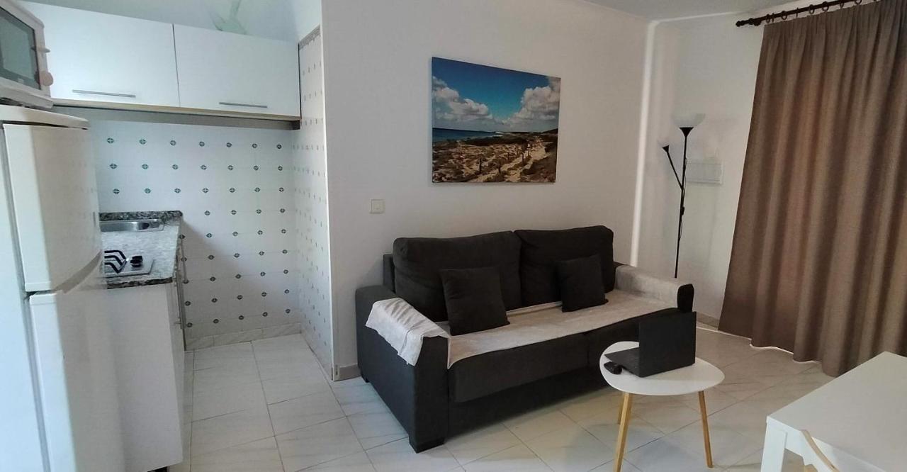 Apartaments California Cala'N Blanes  Exteriör bild